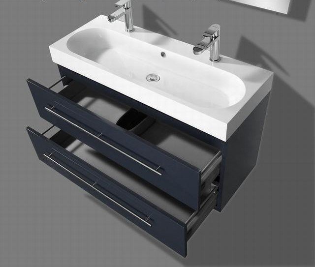 De vaak kleine badkamer en vooral ook gastentoiletten vragen om veel creativiteit bij de planning!