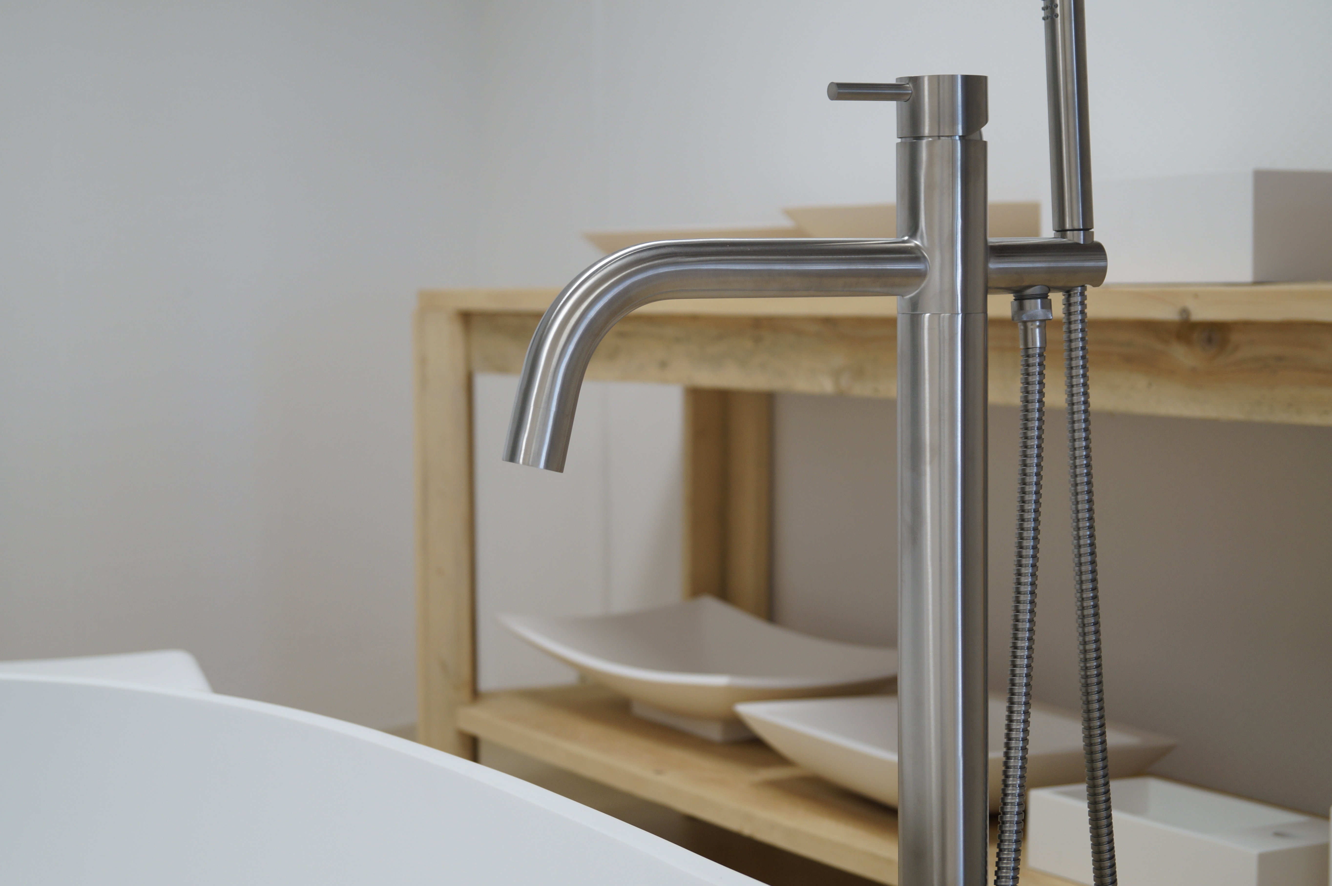 Mono 12 Design RVS Staande Badkraan met handdouche